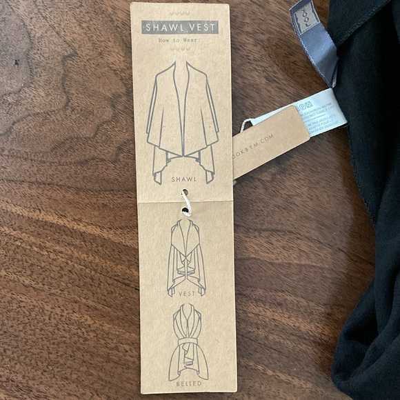 Unique Shawl/Vest - Picture 13 of 15